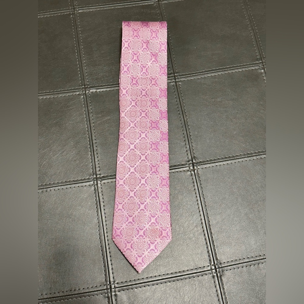 Rochester 100% Silk Extra Long Elegant Pink Patterned Men's Tie